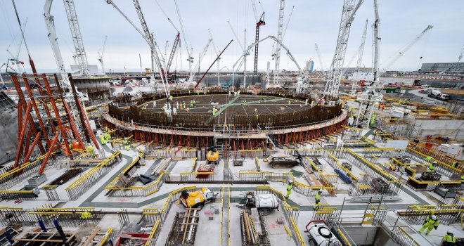 Related sized article featured image