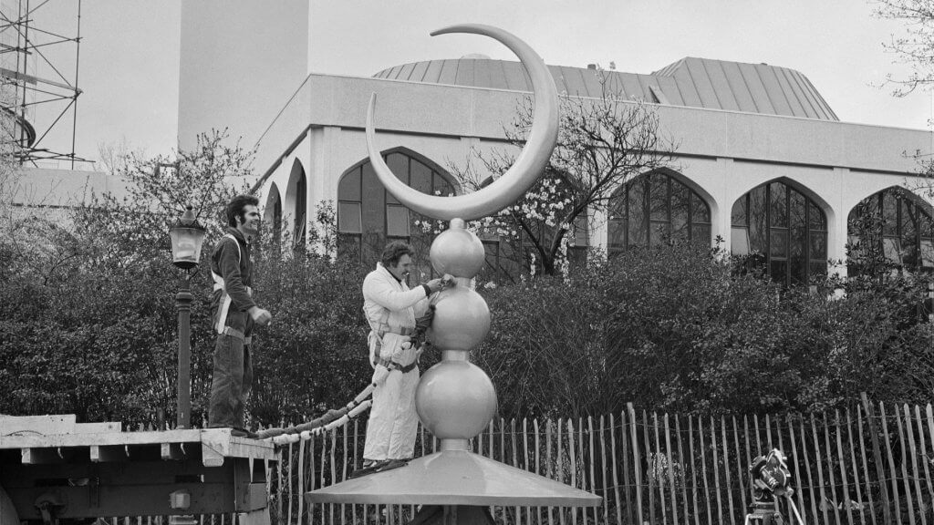 Mosque construction