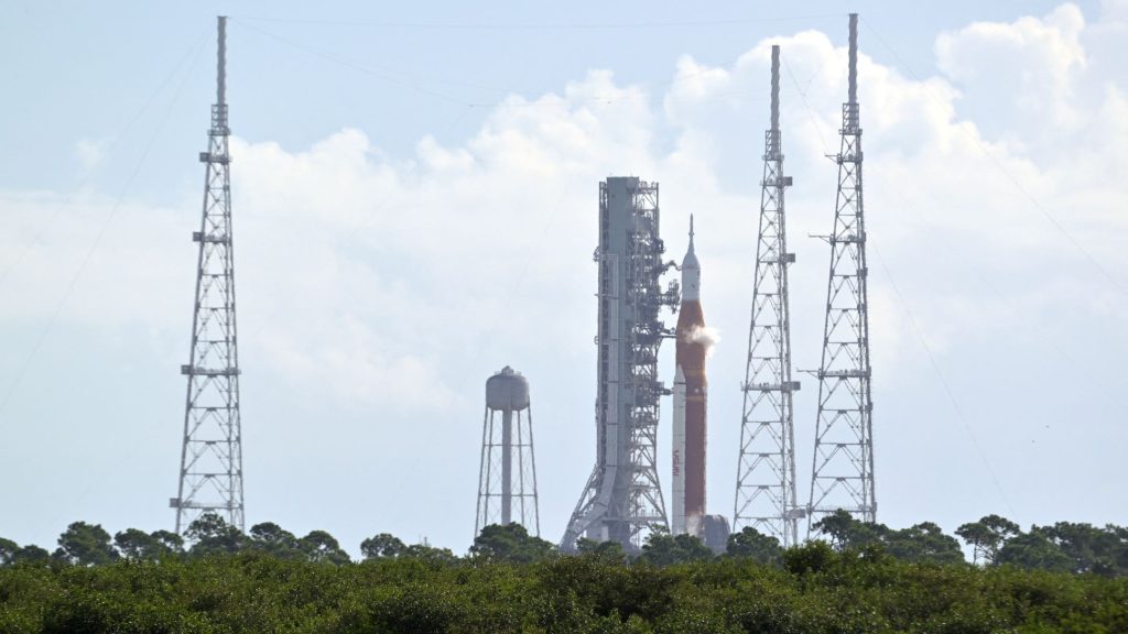 NASA moon launch