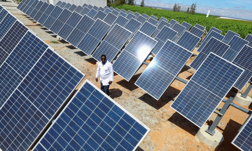 Hero sized article featured image