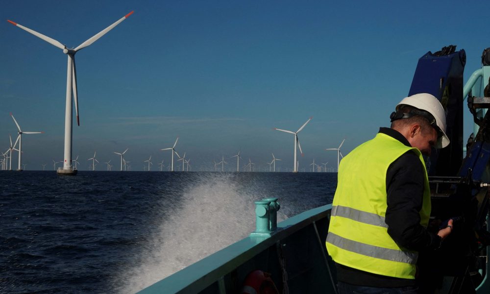 Hero sized article featured image