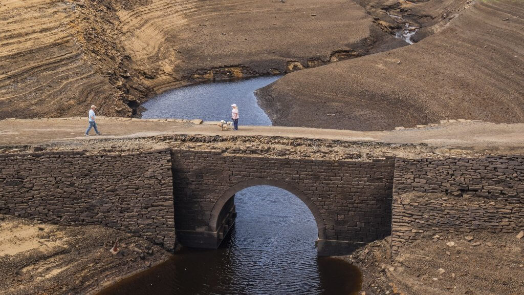 water shortage bridge
