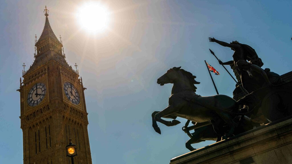 heatwave hot government parliament